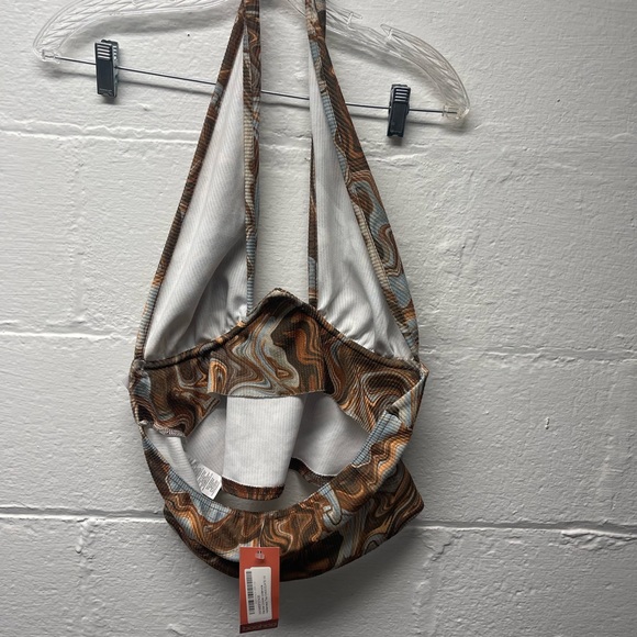 NWT Boohoo Marble Underwire Halterneck - Picture 5 of 7